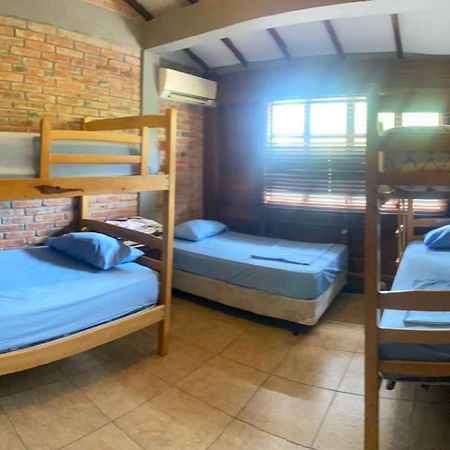 Tavarua Hotel Montañita Екстериор снимка